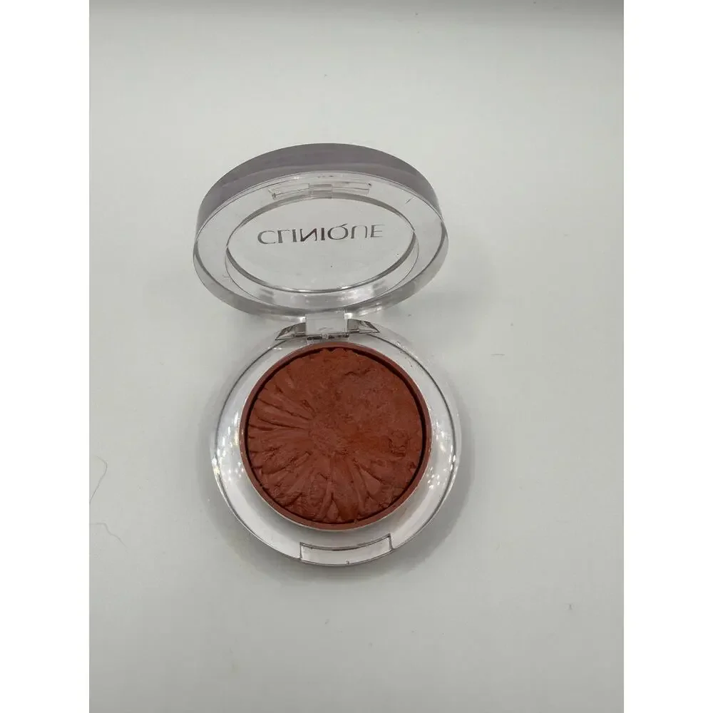Clinique swatched couple